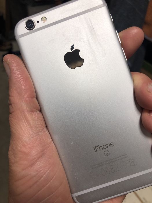 Sprzedam smartfon Apple iPhone 6S 128GB