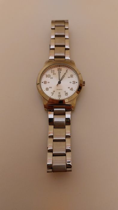 Relógio de Quartzo "Sunburst"