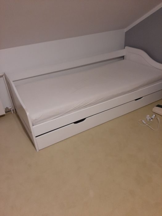 Meble  młodzieżowe