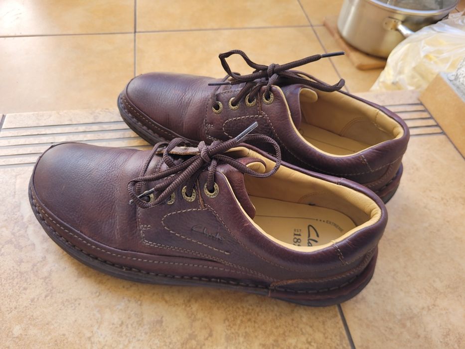 Nowe skórzane buty Clarks 44,5