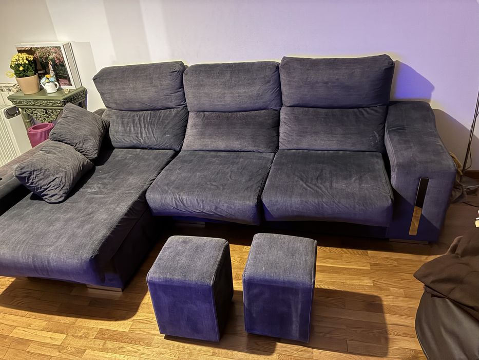 Sofá azul chaise longue