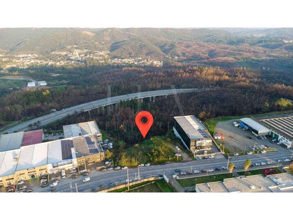 Grande Terreno Em Localização Premium De Gondomar