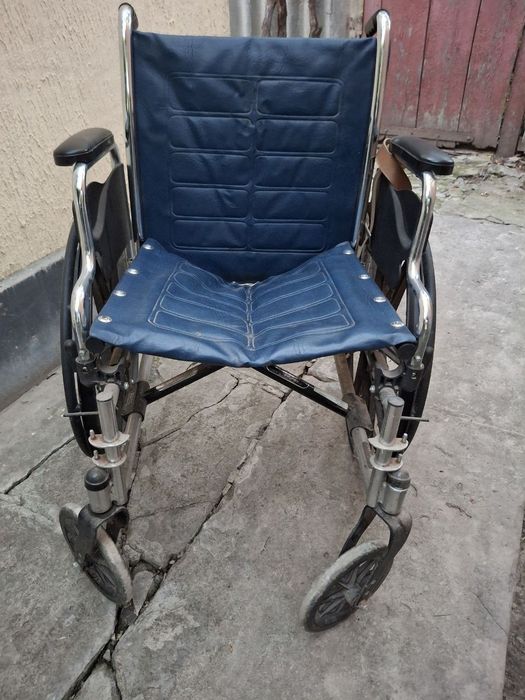 Інвалідна коляска Invacare Tracer EX2, складна, ручна.