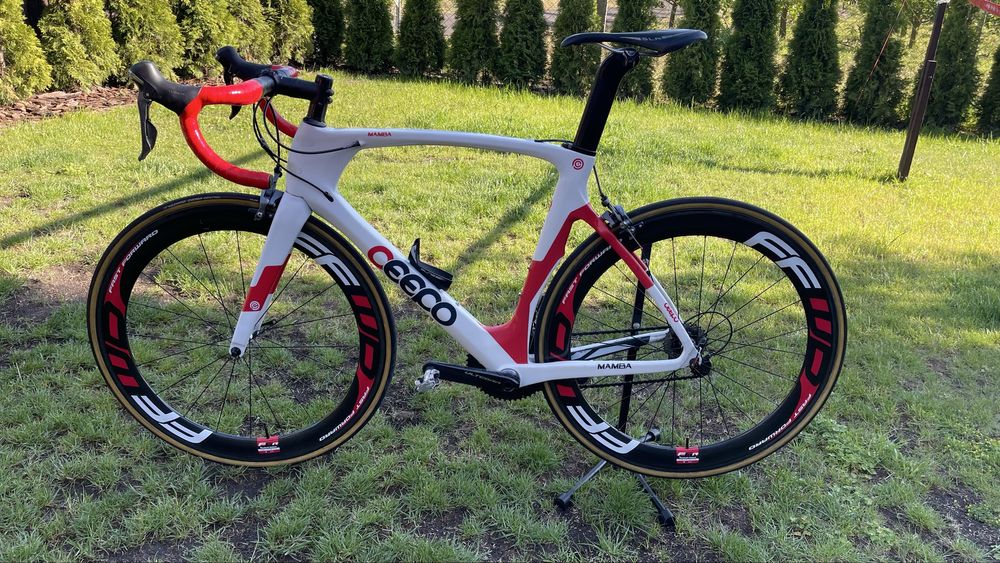 Rower Szosowy Carbon. Roz. L. + trenażer.