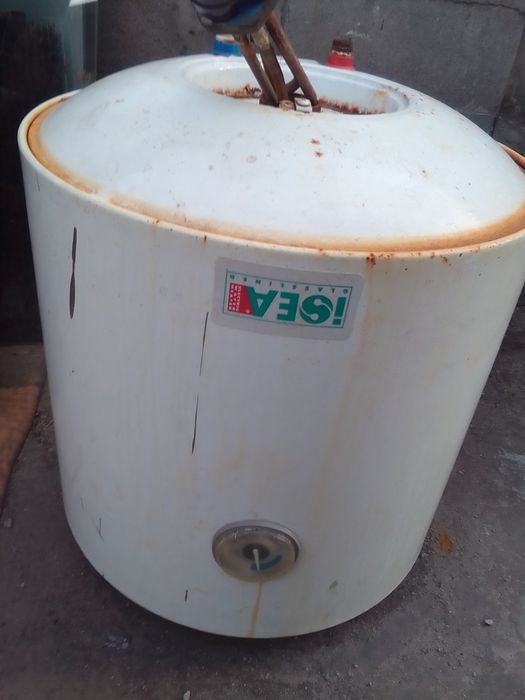 Бойлер 50л потекший