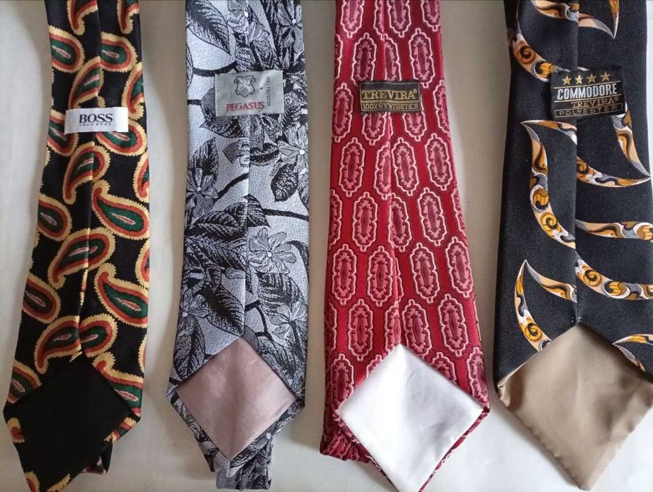 Галстуки-краватки Hugo Boss-оригінал Італія.