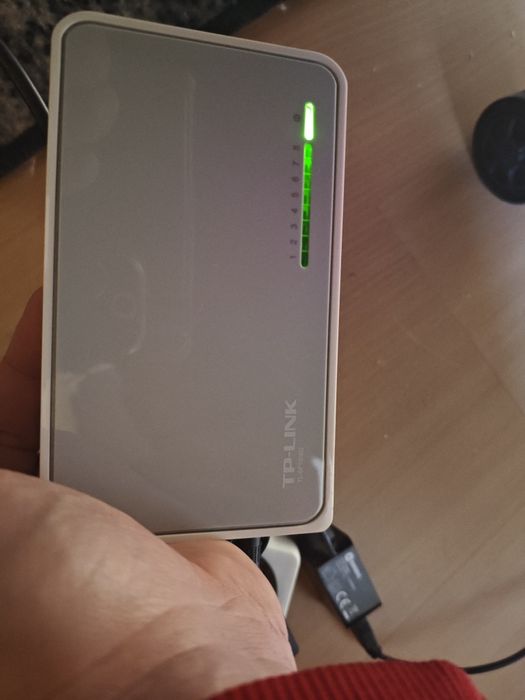 Vendo Switch TP-Link TL-SF1008D 8 Portas 10/100Mbps