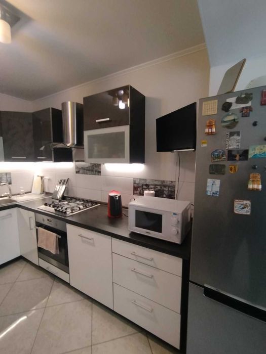 2 к.кв.-Днепр.дор.113-ремонт-парковка у дома-район супер-на длит.срок.