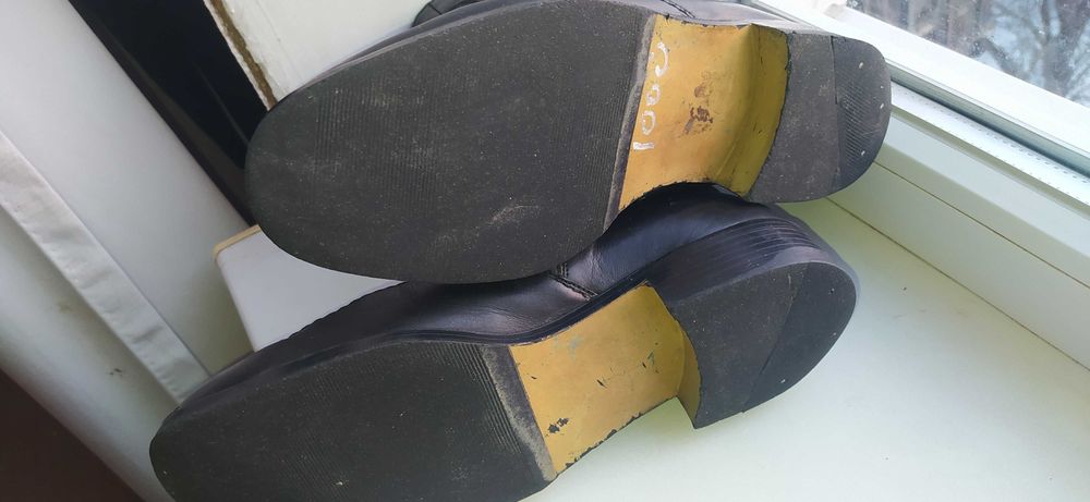 Женские сапоги полусапожки кожаные зимние на узкую ногу 39 размер
