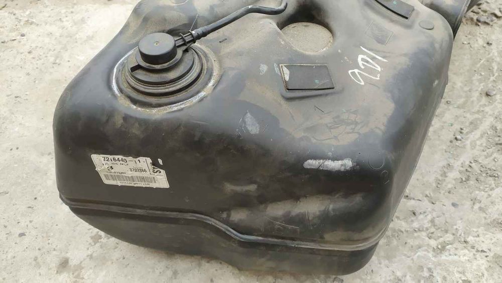 BMW X3 F25 10-17 бак паливний 3.0 бензин BA0232 16117220743