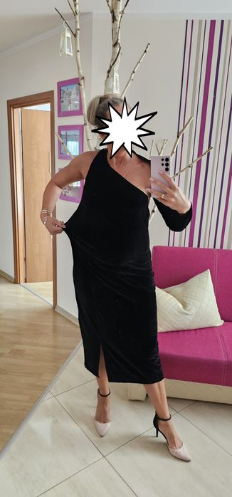 Sukienka welurowa rozmiar 40-42