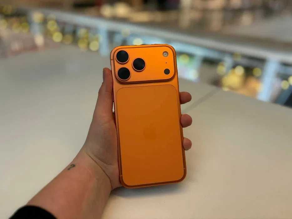 iPhone 17 Pro 256 GB Cosmic Orange | raty 0% | gwarancja 24 miesiące