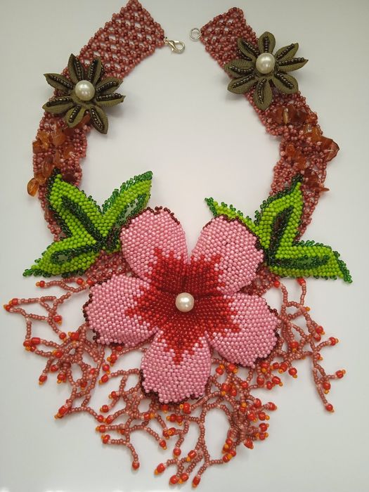 Гарні подарунки для жінок.Біжутерія.Бісер.