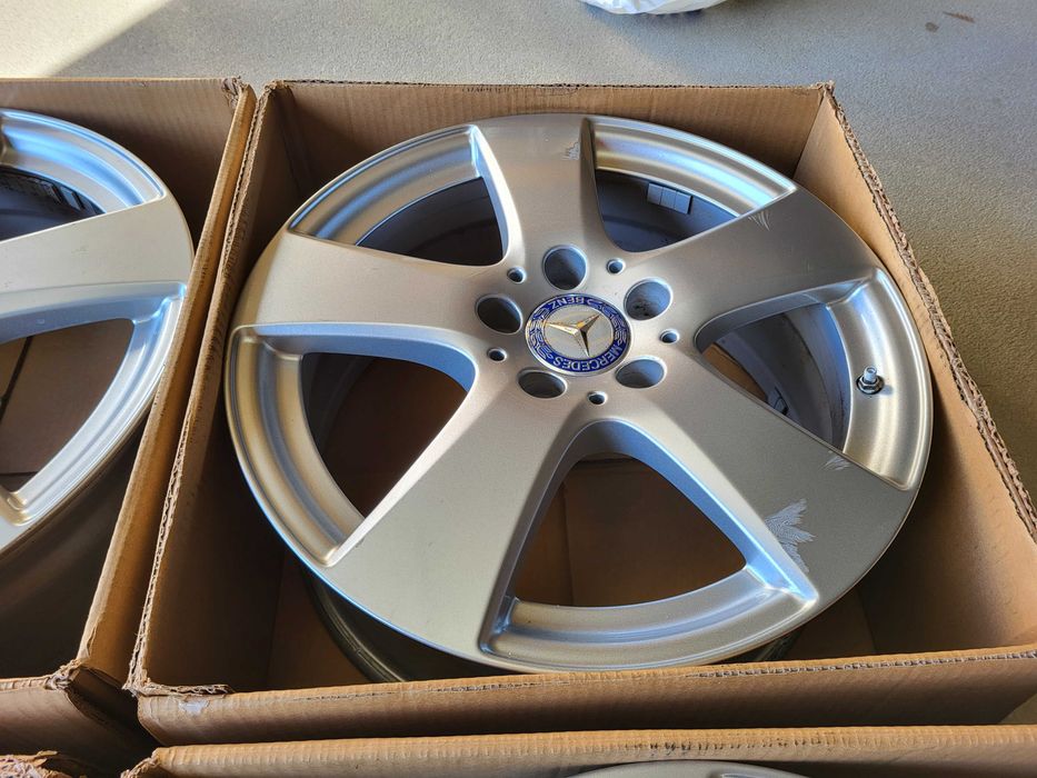 [579] Felgi aluminiowe Oryginał MERCEDES 17 Cali 5x112 ET48,5 KLASA C