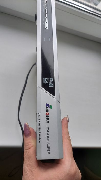 Пропоную тюнер Eurosat DVB -8004