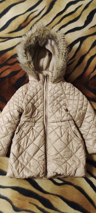 Курточки для девочки