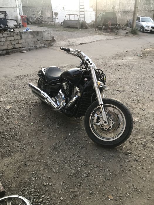 Suzuki bouleward vzr1800 m109