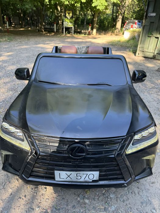 Дитячий електро мобіль