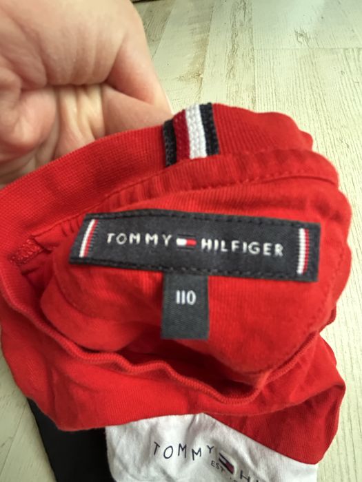 T-shirt koszulka bluzka Tommy Hilfiger 104/110