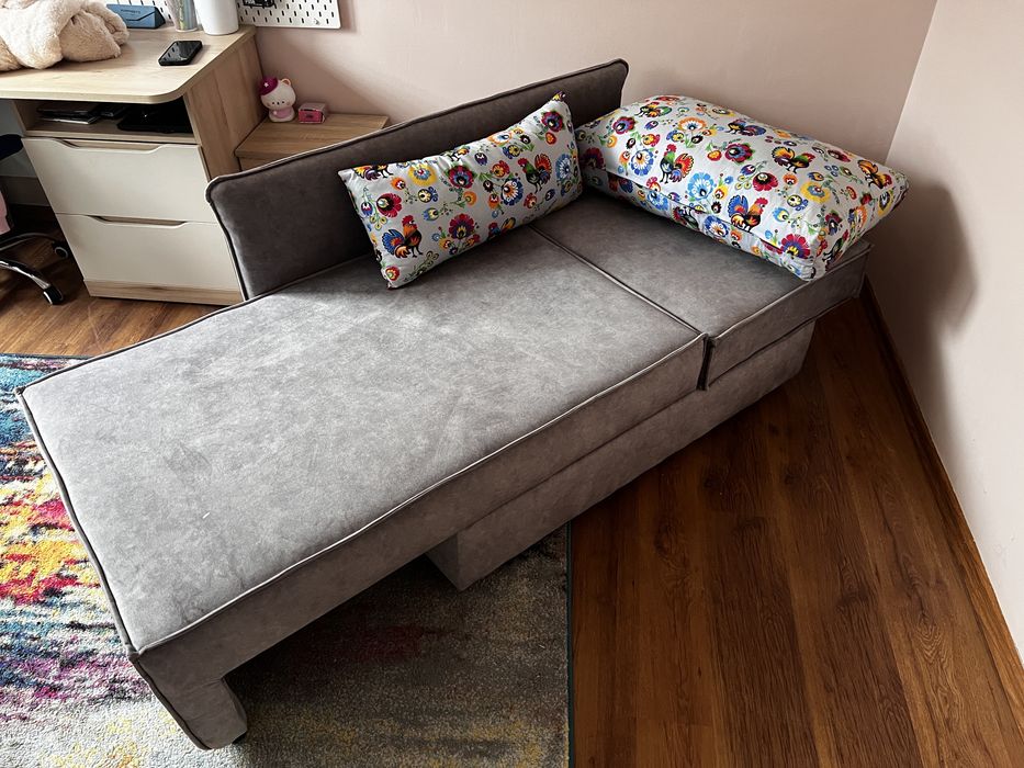 Sofa dziecięca- rozkładana z pojemnikiem