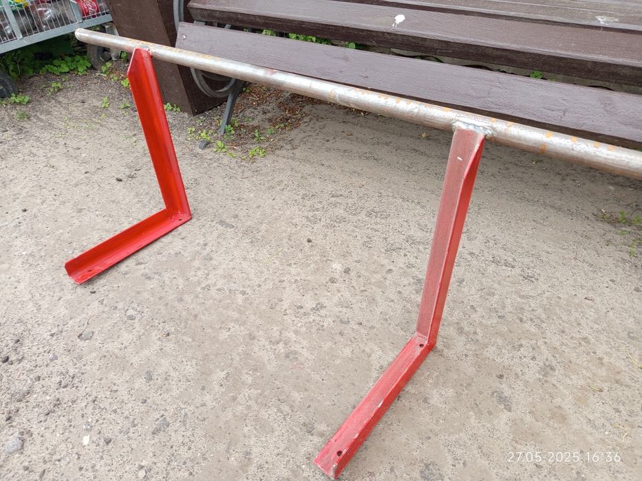 Металевий турнік