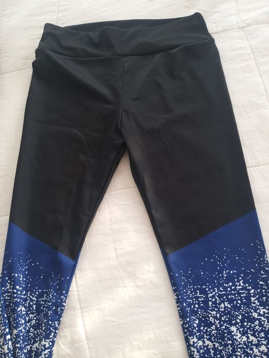 Vários modelos de calças