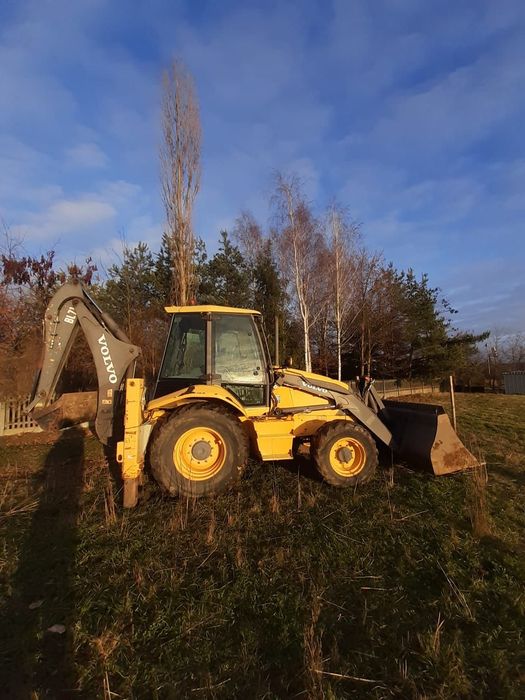Volvo BL 71  Koparko Ładowarka Volvo BL71 2007r. 4886 MTH.