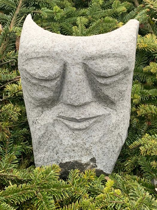 Rzeźba w granicie wys-31 cm