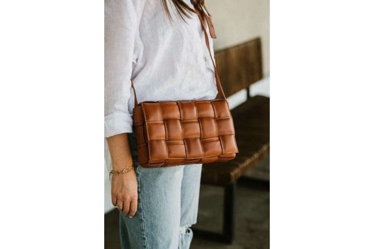 Torebka pikowana pleciona camel brąz skóra naturalna