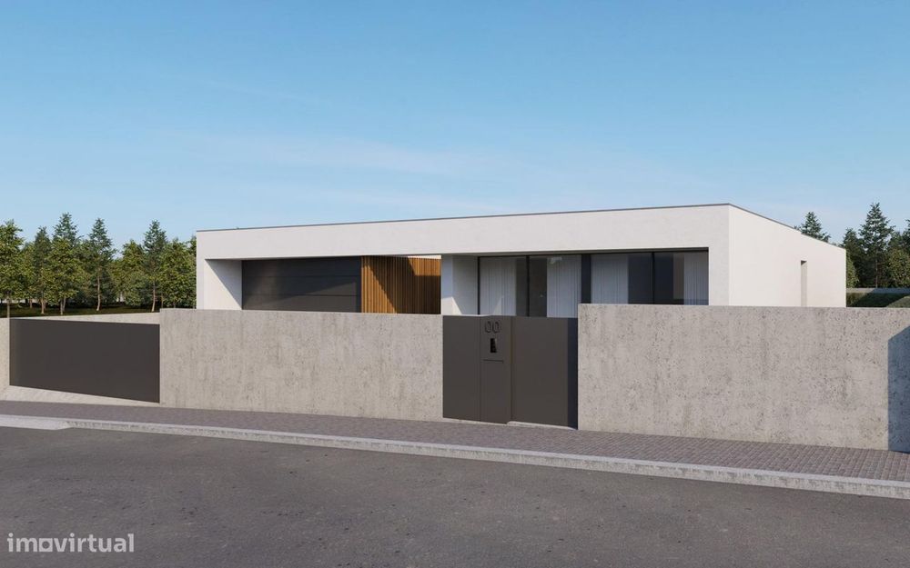 Moradia Térrea T3 + Escritório, com piscina e jardim