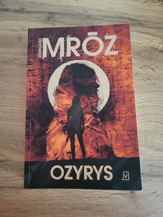 Ozyrys Remigiusz Mróz