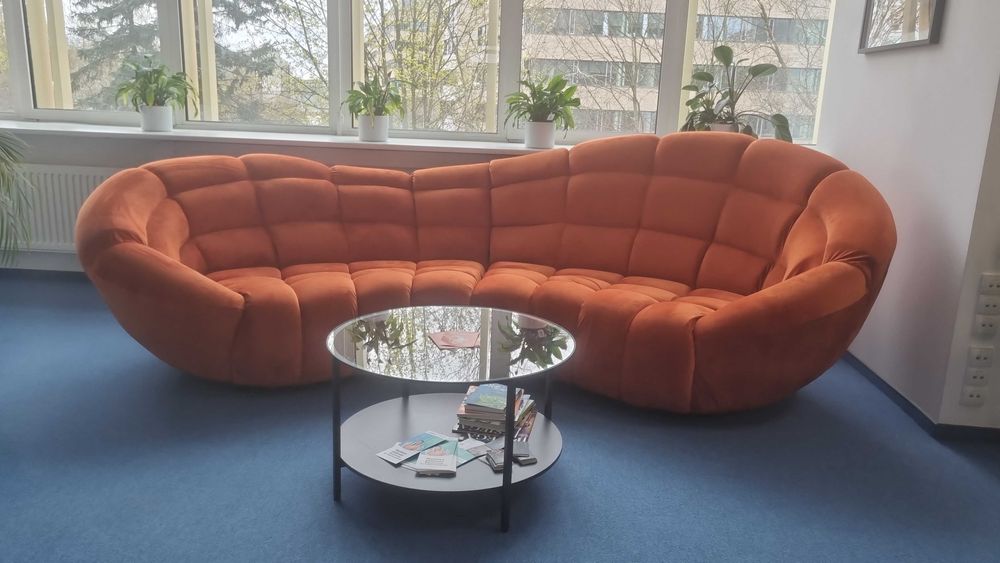 Kanapa pomarańczowa