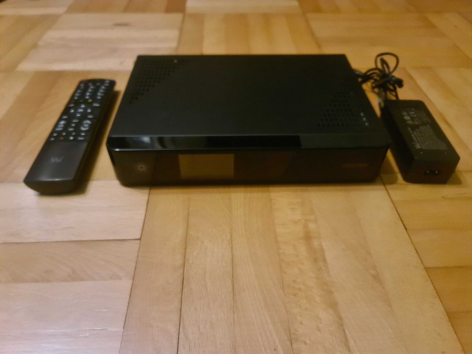 Tuner dekoder Linux Vu+ Uno 4k se