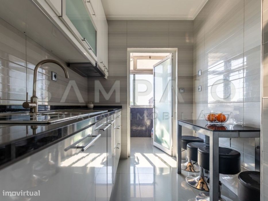 Apartamento T2+1 - Campo 24 de Agosto — Bonfim, Porto