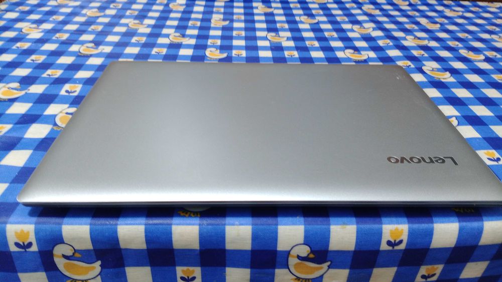 LENOVO Ideapad 330-15IKB Intel Core i5