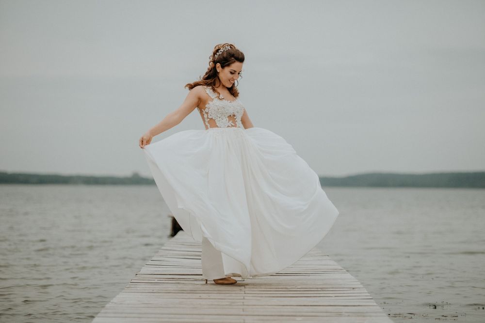 Suknia ślubna 3D, koronka, Ivory, cyrkonie, muślin, siateczka