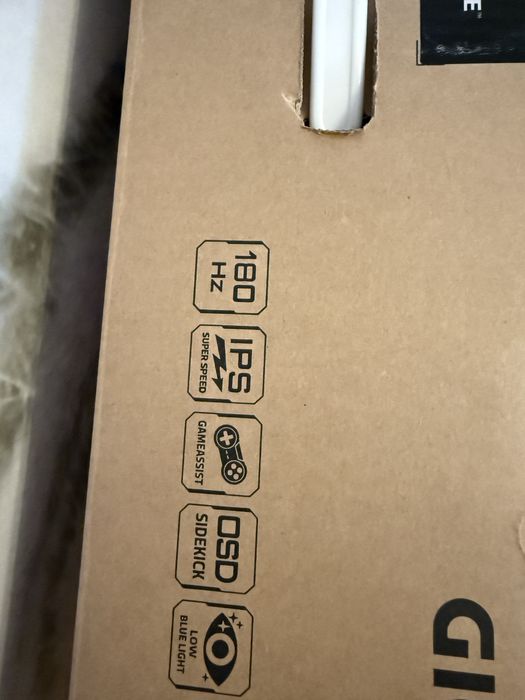 Продам новий монітор Gigabyte GS27FA