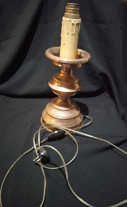 Candeeiro antigo a funcionar