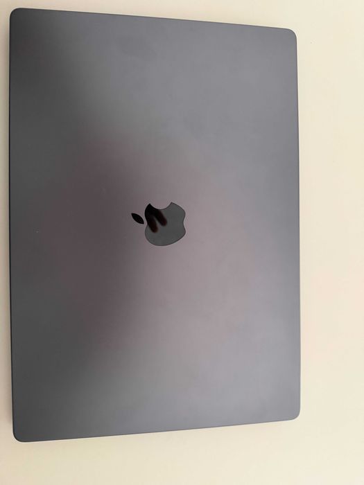 MacBook Pro 16” M4 Pro 24GB | 512GB | Bateria 99% Como novo, com garantia