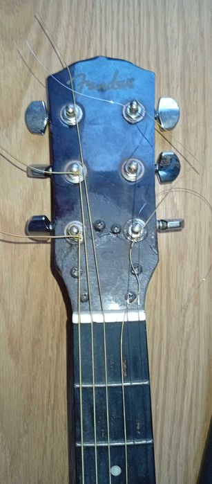 Guitarra acústica Fender