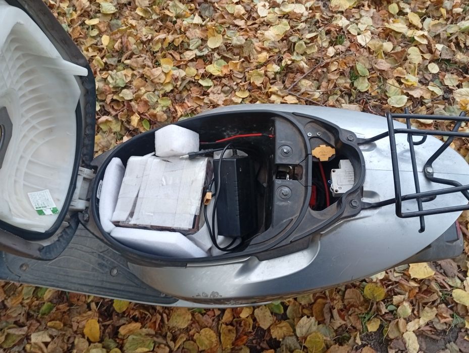 Обмін продаж Honda af 62 електро