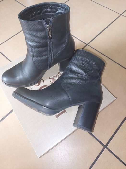 Botki lasocki 38r.skóra