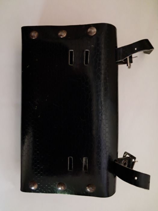 Бардачек велосипедный ссср новый.