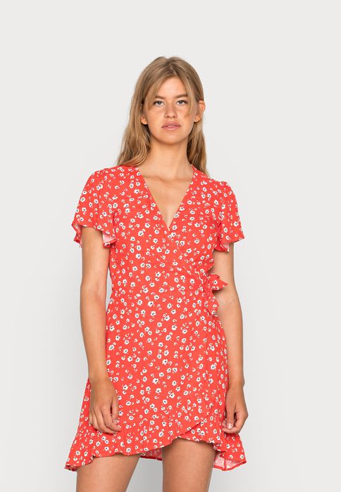 Sukienka kopertowa w kwiaty Even & Odd 38