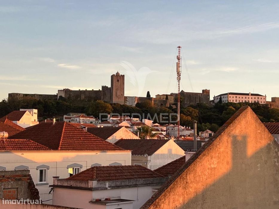 Apartamento T2 no Centro de Palmela — Quinta do Anjo, Setúbal