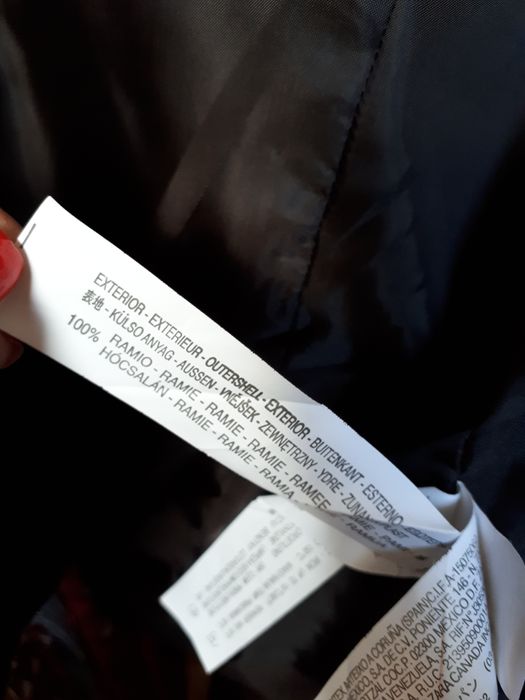 Fato casaco e calça cor castanho. Zara.