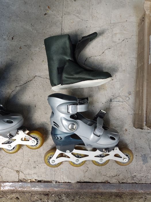 Ролики комплект в гарному стані