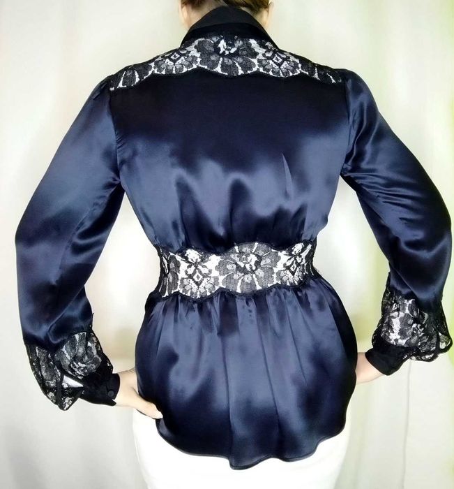 Корсажная шовкова блуза Ferre з мереживом