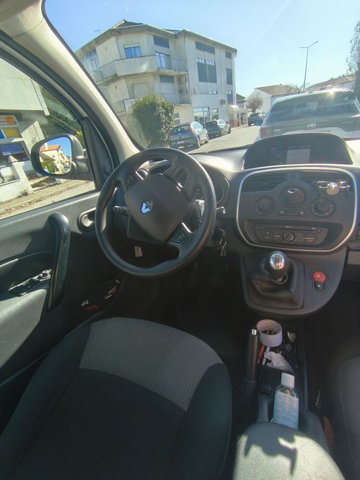 Carrinha Renault Kangoo
