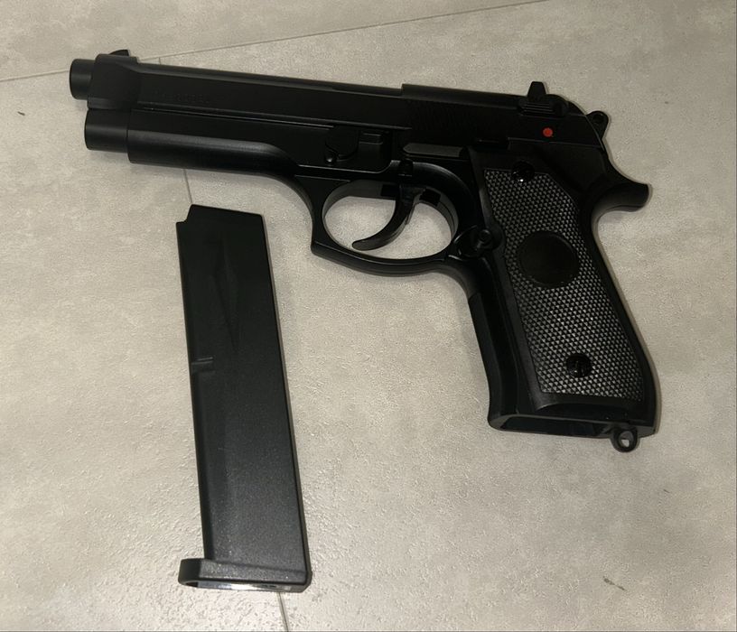 Pistola airsoft green gás Nova